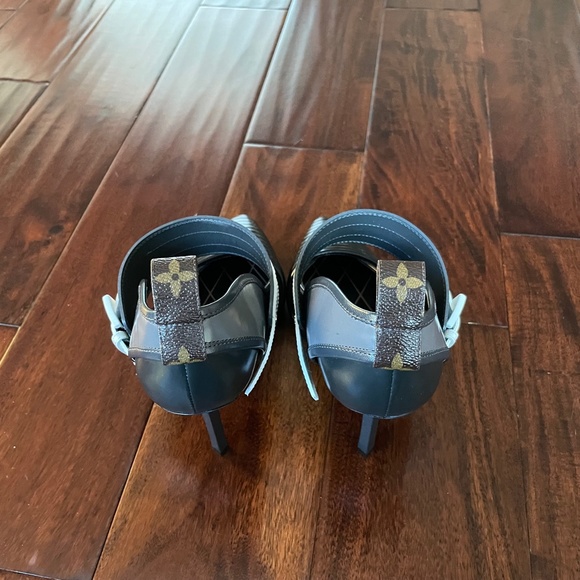Louis Vuitton Limited Edition Heels - Only Worn Once - Picture 11 of 12